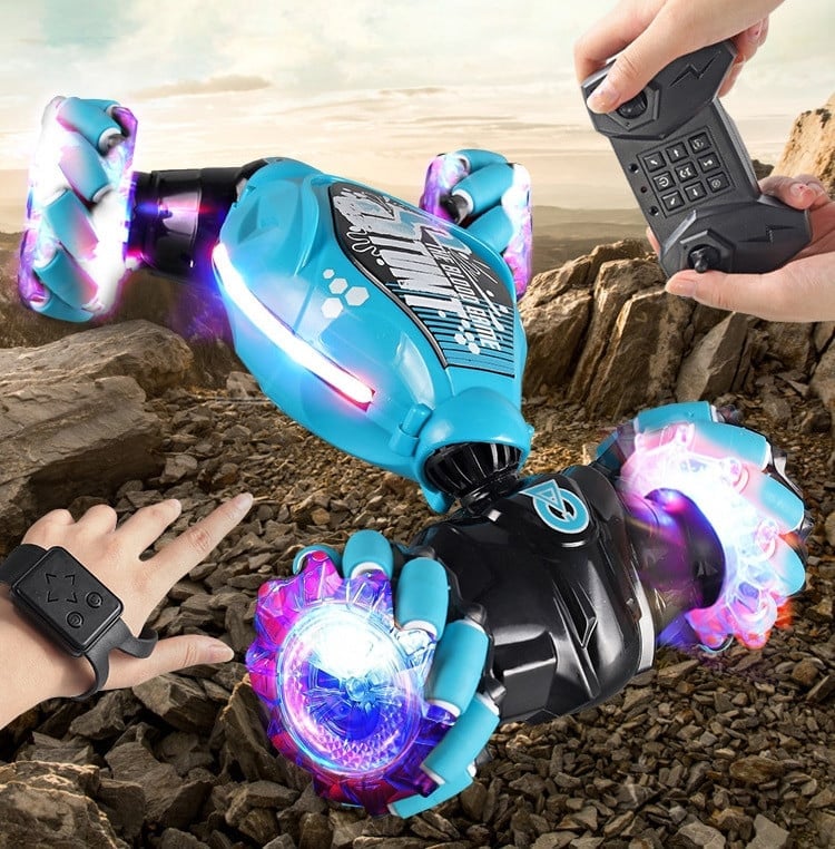 🔥49% OFF🎁Gesture Sensing RC Stunt Car With Light & Music